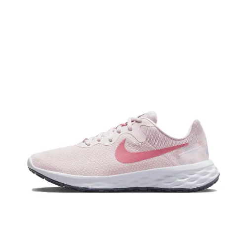 Nike REVOLUTION 6 Беговые кроссовки Низкий Топ Женские