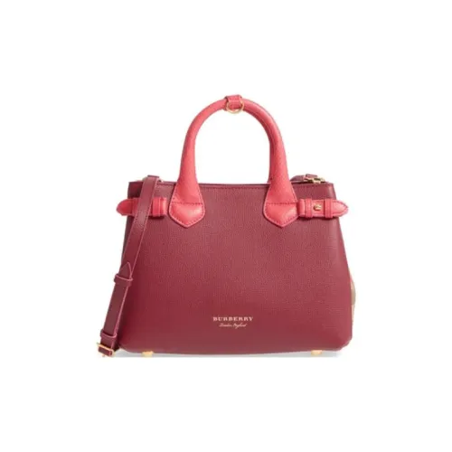 Burberry Телячья кожа Сумка через плечо Сумка Маленькая Женская Ягодная Розовая