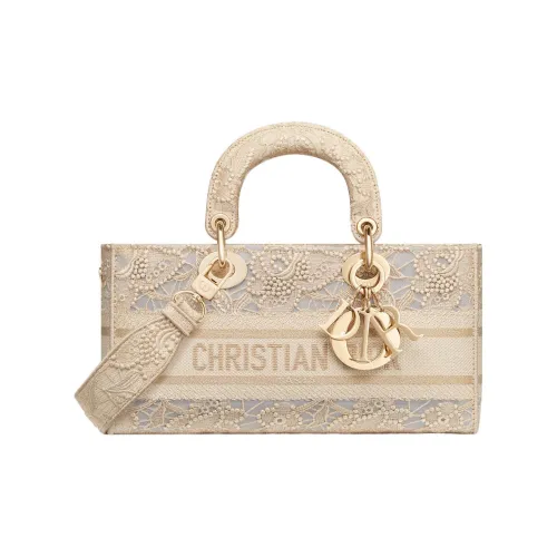DIOR LADY D JOY D Lace Macramé Pattern Embroidery Сумка Lady Dior Сумка через плечо Сумка среднего размера Женская