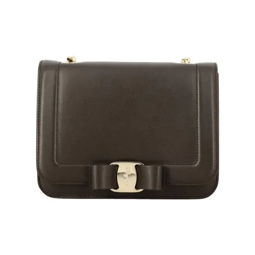 FERRAGAMO Кожа Сумка через плечо Стандартная Женская Черная