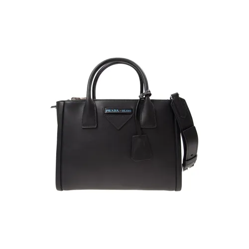 PRADA Сумка через плечо из телячьей кожи сумка для женщин черная