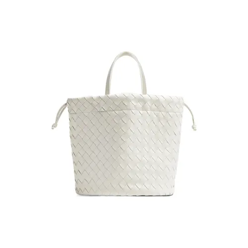 Bottega Veneta Lambskin Bucket Bag Small Women's White