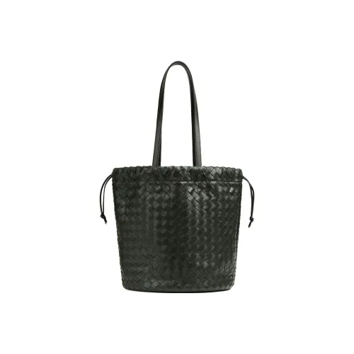 Bottega Veneta Lambskin Bucket Bag Medium Women's Dark Green Bottega Veneta Lambskin Ведрообразная Сумка Средний Размер Женская Темно-Зеленая