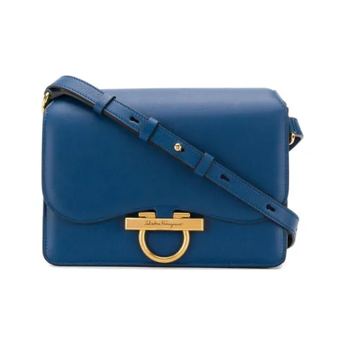 Ferragamo Коровья кожа Маленькая квадратная сумка через плечо Обычная Женская Темно-синий