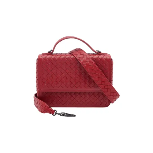 Bottega Veneta Кожа Портативный Crossbody Сумка через плечо Стандартная Женская Красная