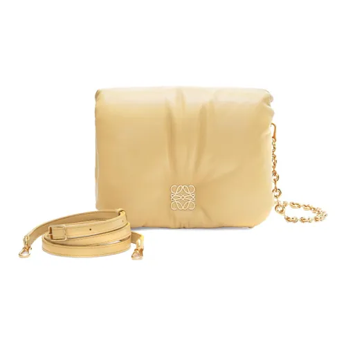 LOEWE Сумки через плечо Женские