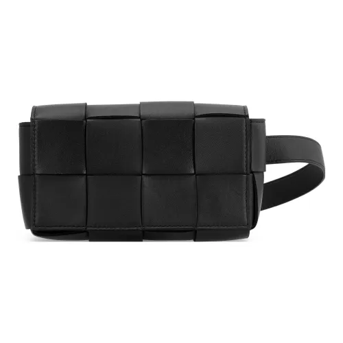 Bottega Veneta Cassette Sheepskin Crossbody Bag Shoulder Bag Standard Women's Black Bottega Veneta Cassette Овчина Сумка через плечо Сумка на плечо Стандартная Женская Черная
