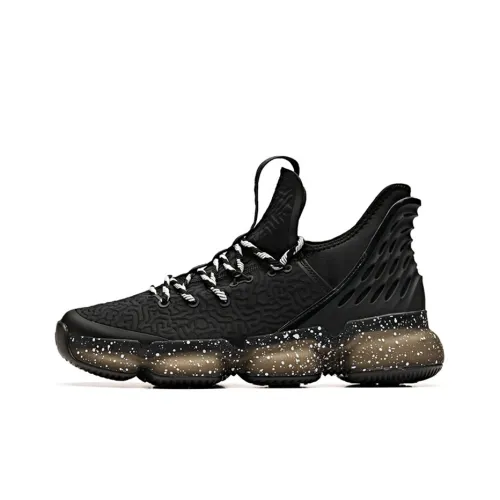 ANTA Yikong 2 Амортизирующие баскетбольные кроссовки для мужчин черно-белые с низким топом и устойчивыми к истиранию