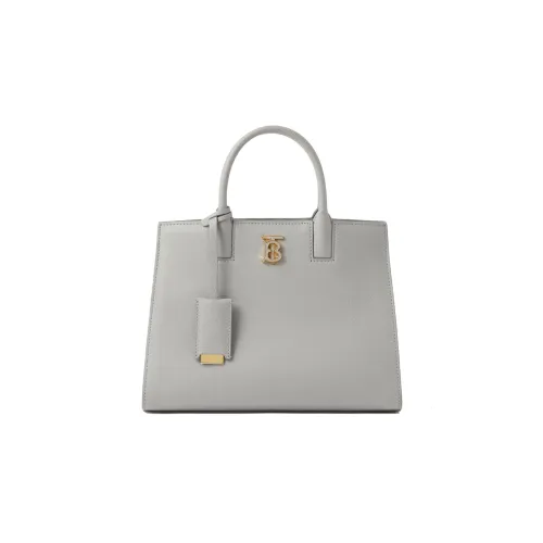 Burberry Сумки Женские