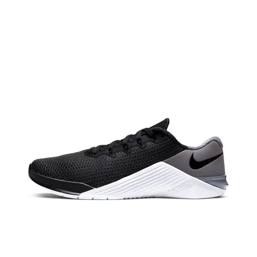 Nike Metcon 5 Амортизаторы Slip-resistant Низкие Кроссовки для тренировок Унисекс Черный Белый Серый