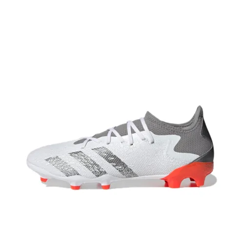 Adidas Predator Freak .3 противоскользящие и устойчивые к истиранию футбольные бутсы серого белого и красного цвета