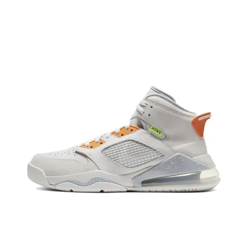 Джордан Mars 270 Non Slip Легкий MID Топ Винтажные баскетбольные кроссовки Мужской Белый Оранжевый