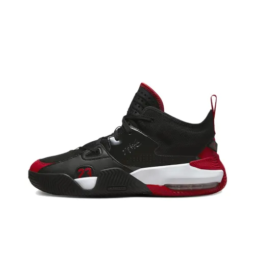 Джордан Stay Loyal 2 Амортизаторы Shock Absorbers Противоскользящие Устойчивые к истиранию Низкий Топ Винтажные Баскетбольные Кроссовки Черный Красный Белый