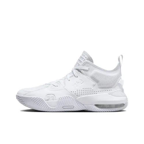 Джордан Stay Loyal 2 Амортизаторы Slip-resistant Низкий Топ Винтажные Баскетбольные Кроссовки Мужские Белые