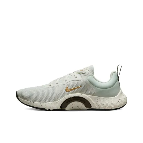 Nike Renew In Season TR 11 Кроссовки для тренировок Низкий Топ Женский