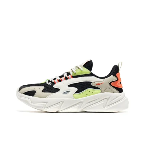 Erke Амортизирующие Нескользящие Износостойкие Дышащие и Легкие Низкие Кроссовки для тренировок Мужские Черные и Зеленые