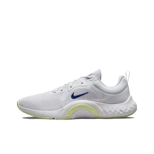 Nike Renew In Season TR 11 Кроссовки для тренировок Низкий Топ Женский