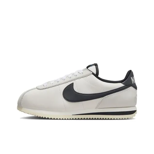 Nike Cortez Устойчивый к истиранию Дышащий Низкий Топ Повседневные Беговые кроссовки Женские Белый Черный