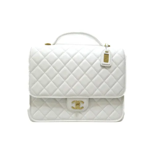 CHANEL Рюкзаки Женские