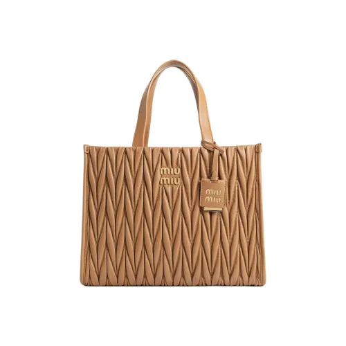 MIU MIU Matelassé Мягкий Овца Кожа Тоут Сумка Сумка для покупок Сумка через плечо Сумка Женские CAMEL