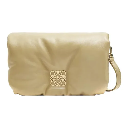 LOEWE Goya Яркий Наппа Овчина Сумка через плечо Женские Глина Зеленый