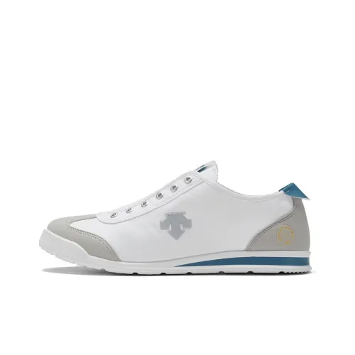 DESCENTE Chron Slip-On Противоскользящая Устойчивая к истиранию Низкий Топ Повседневная Обувь Унисекс Черный Белый