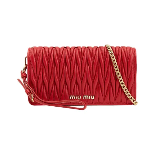 MIU MIU Matelassé Овчина Сумка через плечо Сумка Женская Красная