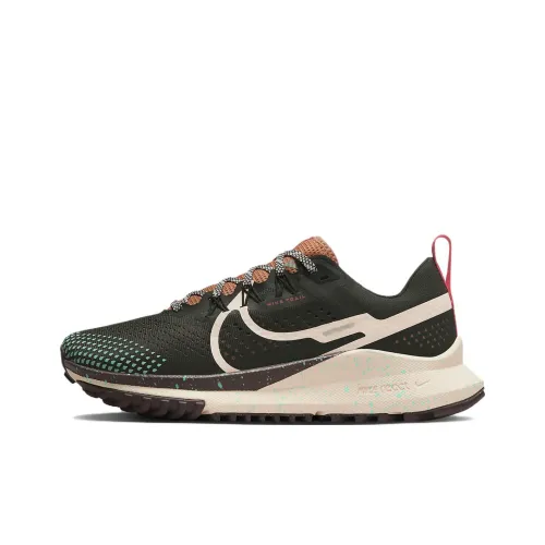 Nike Pegasus Trail 4 Дышащая Поддержка Низкий Топ Беговые кроссовки Женские Коричневый Зеленый