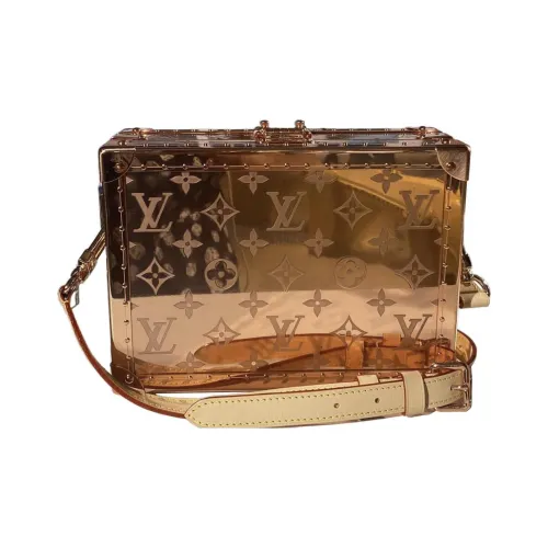 LOUIS VUITTON Сумка через плечо из кожи женская золотая