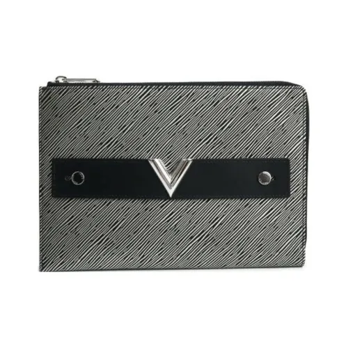 LOUIS VUITTON Кожаный клатч мужской серебристый черный