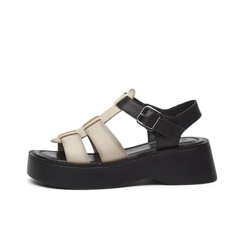 DAPHNE Стильные сандалии 5,2 см женские