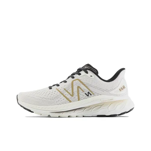 New Balance Low Топ Беговые кроссовки Женские Белые