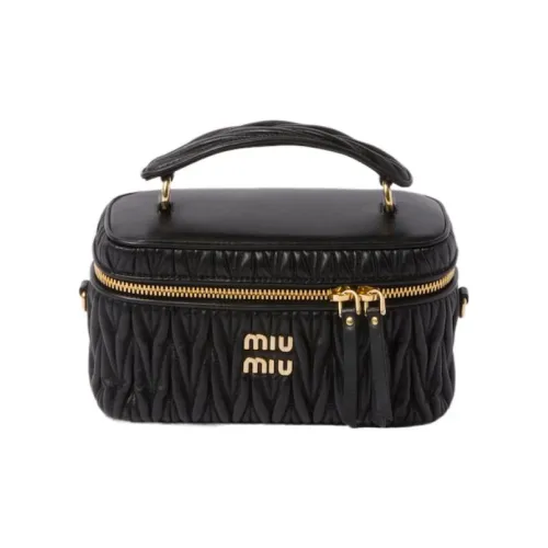 MIU MIU Matelassé Напп Кожа Портативная Сумка через плечо Сумка на плечо Женская Черная