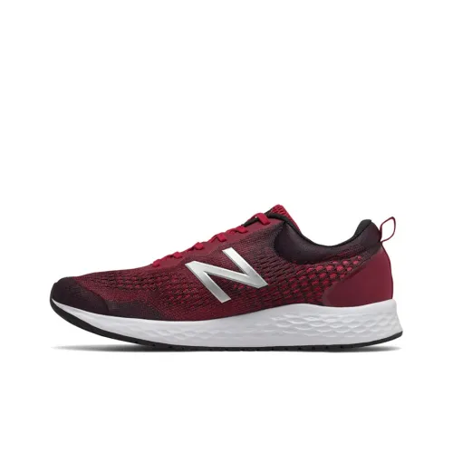 New Balance NB Arishi Low Беговые кроссовки Мужские Красные