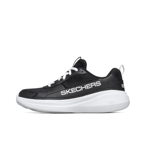 Skechers Fast Low Топ Беговые кроссовки Женские Черный белый