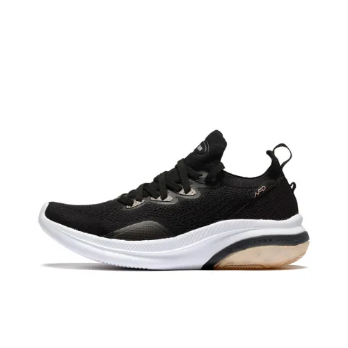 361° NFO Амортизация Низкий Топ Беговые кроссовки Женские Черный Белый