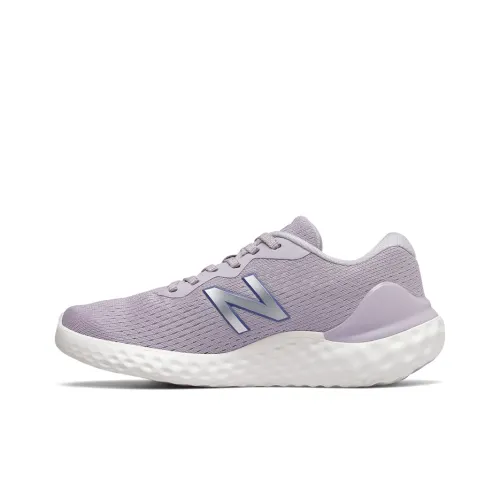 New Balance Беговые кроссовки Низкий Топ Женские