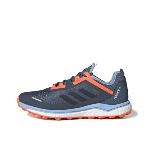 adidas Terrex Agravic Shock Absorbers Slip-resistant Low Top Casual Running Shoes Women's Ink Blue adidas Terrex Agravic Shock Absorbers Низкий топ противоскользящие повседневные беговые кроссовки женский чернильно-синий