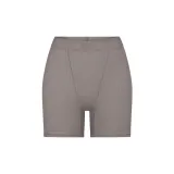 Дымчато-серый