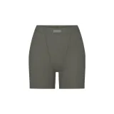 Темно-серый