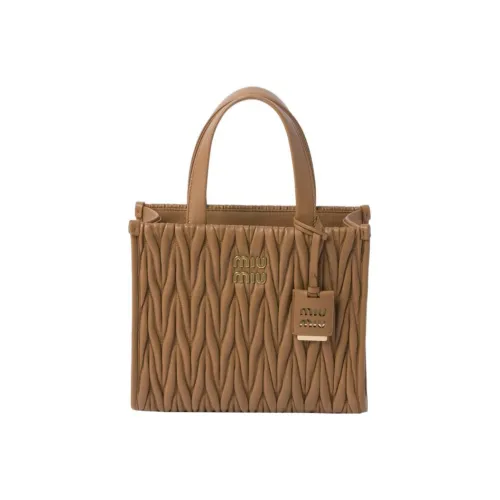 MIU MIU Matelassé Овчина Тоут Сумка Сумка для покупок Сумка через плечо Сумка Женская Карамель