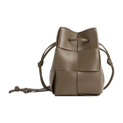 Bottega Veneta Cassette Lambskin Bucket Bag Crossbody Bag Mini Women's Taupe
