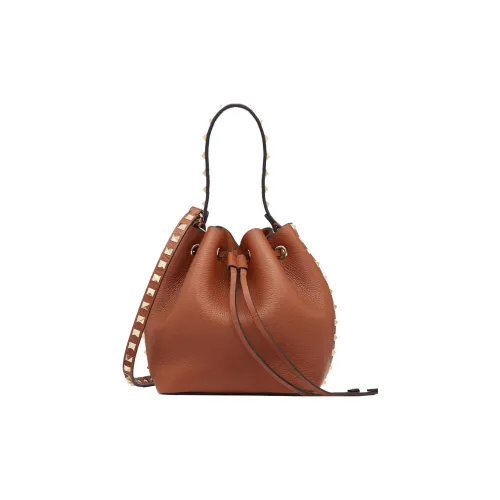 Valentino Rockstud Телячья кожа Ведрообразная сумка Сумка через плечо Сумка Маленькая Женская Коричневая