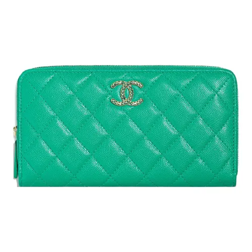 CHANEL Кошелек из икорной коровьей кожи женский зеленый
