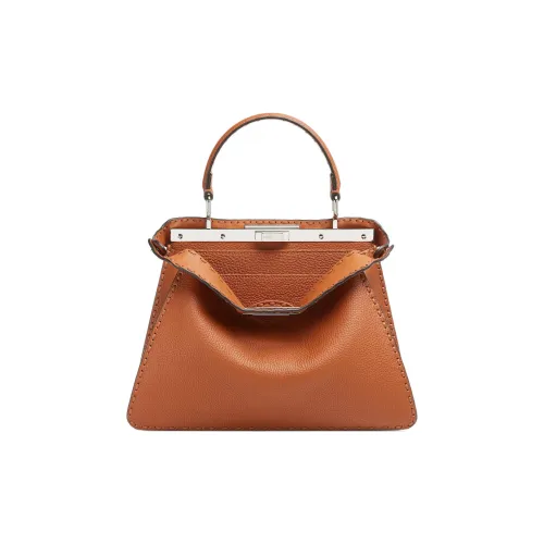 FENDI Peekaboo ISeeU Телячья кожа Сумка через плечо Сумка среднего размера Женская Коричневая