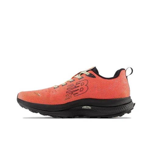 New Balance NB FuelCell SuperComp Trail Устойчивый к истиранию Низкий Топ Уличная обувь Мужская Оранжевая