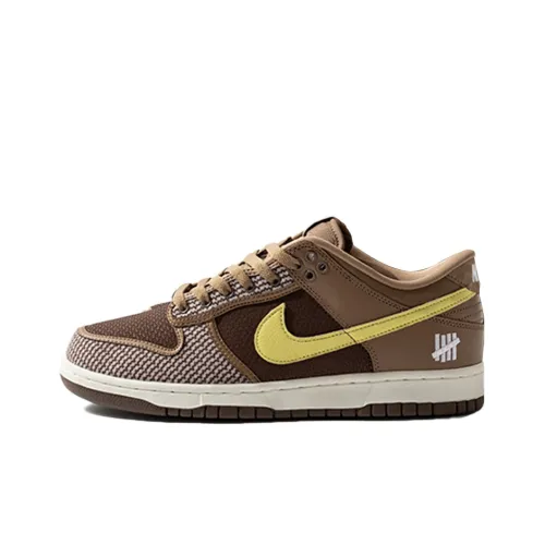UNDEFEATED x Nike Dunk SP 'Inside Out' Low Скейтборд Кроссовки Unisex Коричневый Желтый