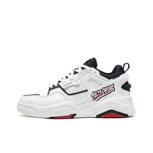 XTEP Термические Низкие Кроссовки для Скейтбординга Мужские Черные Белые