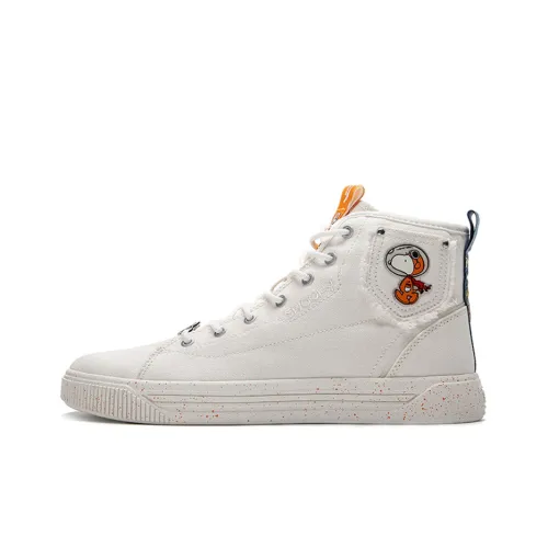 SNOOPY x ANTA Life Collection Устойчивые к истиранию Дышащие Высокие Кроссовки для скейтбординга Мужские Цвет Слоновая кость