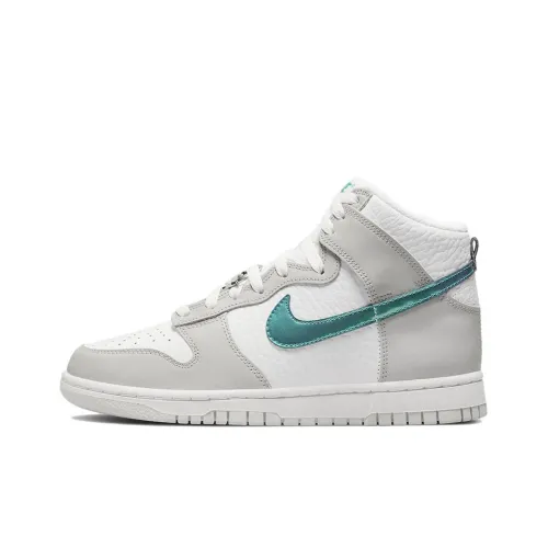Кроссовки для скейтбординга Nike Dunk High High Top Женские